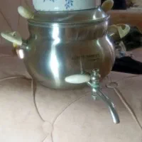 کتری خوب مارکدار با قوری بزرگ به علت مهاجرت