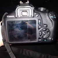 دوربین عکاسی Canon2000 همراه تمام وسایل مورد نیاز|دوربین عکاسی و فیلم‌برداری|خمین, |دیوار