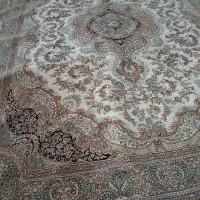 قالی ۱۲ متری و۶متری تمیز بدون پارگی وزدگی