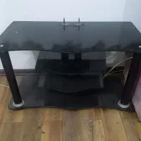 میزتلویزیون شیشه ای درحدنو