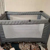 تخت پارک شو|تخت و صندلی بچه|ری, جوانمرد قصاب|دیوار