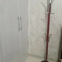 چوب لباسی ایستاده