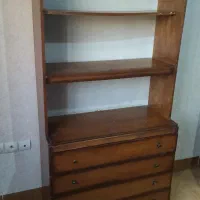 کتابخانه سه طبقه چوبی با چهار کشوی سالم ،|کتابخانه، شلف، قفسههای دیواری|گنبد کاووس, |دیوار