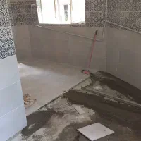 پو کاشیکاری چسپی وملاتی هستم(تخریب وقیرگونی)|خدمات پیشه و مهارت|بومهن, |دیوار