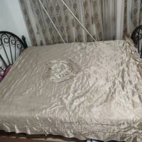 تخت دونفره فلزی