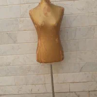 وسایل دکور وویترین مغازه وتعدادی مانکن|حراج|قم, نیروگاه|دیوار