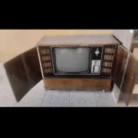 تلوزیون کلکسیونی خفن قیمت عالی|کلکسیون اشیاء عتیقه|شهرضا, |دیوار