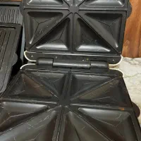 ساندویچ ساز 4 تایی (همراه با یک صفحه اضافه) در حد|اجاق گاز و لوازم برقی پخت‌وپز|کرج, اصفهانی‌ها|دیوار