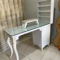 میز ناخون|آرایشگاه و سالنهای زیبایی|عجب شیر, |دیوار