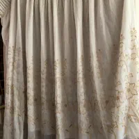 تعدادی پرده تور وحریرومخمل ترک به بدلیل جابجایی|پرده، رانر، رومیزی|تهران, شهران شمالی|دیوار