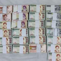 25بسته اسکناس نو