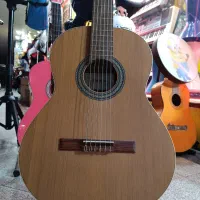 گیتار آلمانزا 400 اصل اسپانیا زیرقیمت