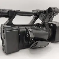 دوربین سونی sony HXR-NX5E|دوربین عکاسی و فیلم‌برداری|تهران, پامنار|دیوار