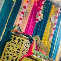 جایگاه عقدو نامزدی و عروسی و حنابندون لِیوا گالری|خدمات پذیرایی، مراسم|بندرعباس, |دیوار