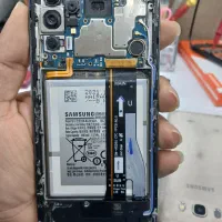 انواع lcd وخرید گوشی های شکسته