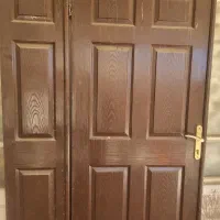 یک عدد درب چوبی دو دری و چهار دری