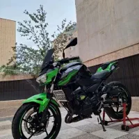 کاوازاکی z250