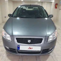 رانا Lx ۹۳، بدون رنگ و کم کار