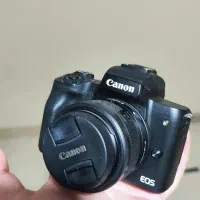 Canon Eos M50 + SD + Bag