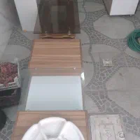 جلو مبلی میز
