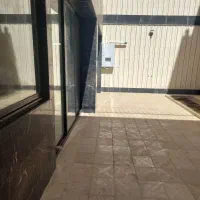 آپارتمان، 200 متر، حیاط اختصاصی، 3 خواب، رباط سوم