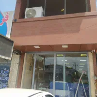 ۱۳۲ متر مغازه با مالکیت و سند تک برگ بر اصلی