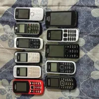 تعدادی گوشی قدیمی کلکسیونی اصل اصل