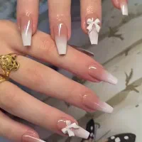 کاشت ناخون با بهترین متریال روز هزینه380