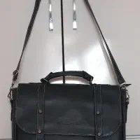 کیف دبیرستانی