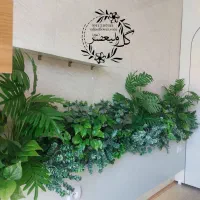 گیاهان مختلف سبزمصنوعی مناسب تزئین فلاور باکس