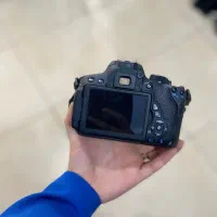 دوربین canon700d