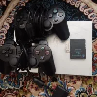 ps2 فلش خور کپی خور می‌باشد لنز  سالم دو عدد دسته