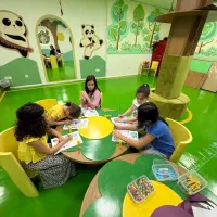 اجاره ساعتی فضای آموزشی مخصوص کودکان|اجارهٔ کوتاه‌مدت دفتر کار و فضای آموزشی|تهران,  امام زاده قاسم (نیاوران)|دیوار