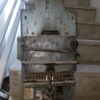 آبگرم کن سینجر قدیمی 8لیتری سالم تمام مس  درجه یک