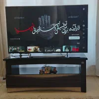 تلویزیون 55 اینچ سونی همراه با میز Tv