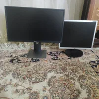 دو عدد مانیتور