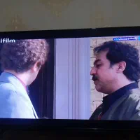 ال ای دی ۳۲ یونیوا