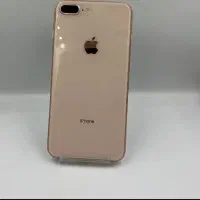 آیفون8+