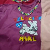 من همه نوع لباس دارم همه‌چیز موجود هست