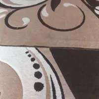 دوعدد فرش ۶متری سالم ویک عدد ویترین سالم