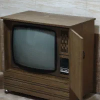 تلویزیون قدیمی مبله فابریک بدون خط و خش|کلکسیون اشیاء عتیقه|تهران, جماران (نیاوران)|دیوار