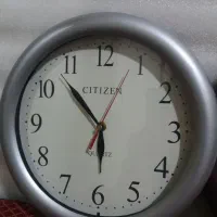 ساعت دیواری