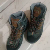 پوت کوهنوردی|کیف، کفش، کمربند|قم, شهرک قدس|دیوار