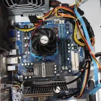 کامپیوتر ddr3 گرافیک یک هارد یک ترا رام 4|رایانه رومیزی|تهران, مولوی|دیوار