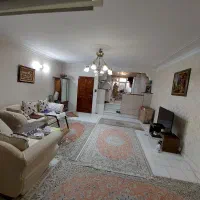 80 متر فول / حیاط اختصاصی دار