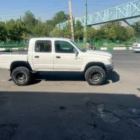 تویوتا هایلوکس