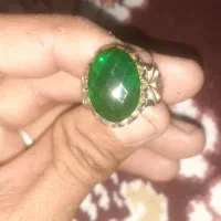 سنگ زمرد اصل