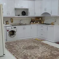 ۳عدد فرش یکیشون فرش ۳متری و یه گلیم و یه کناره