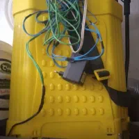 یکعدد سمپاش کولی بیست لیتری که برقی اش هم کرده ام