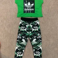 لباس ورزشی|لباس|قم, بنیاد|دیوار